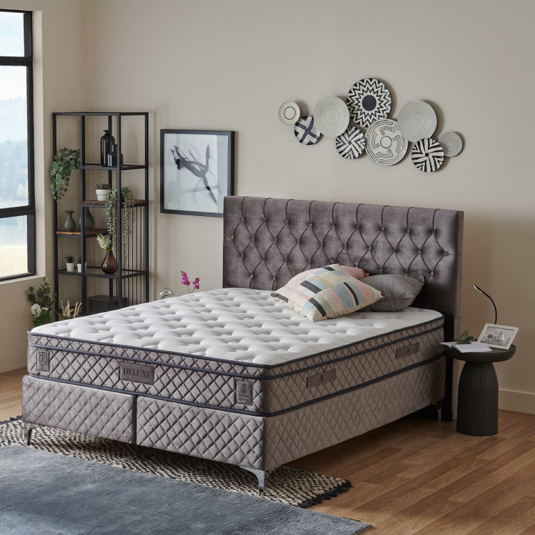 deluxe-agykeret-es-matrac-scaled