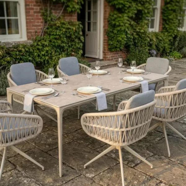 Sahara kültéri étkezőasztal bézs